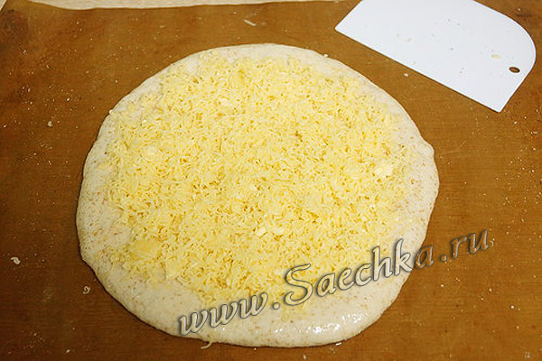 Лепёшка с сыром и чесноком - шаг 2