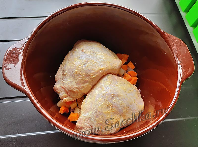Курица на овощной подушке - шаг 2