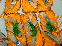 Бутерброды с селёдкой