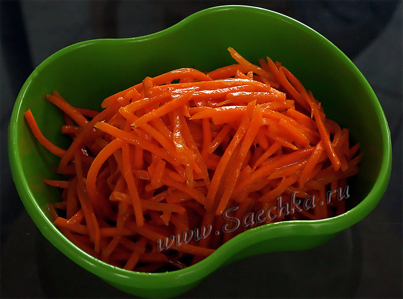 Морковь по-корейски со специальной заправкой