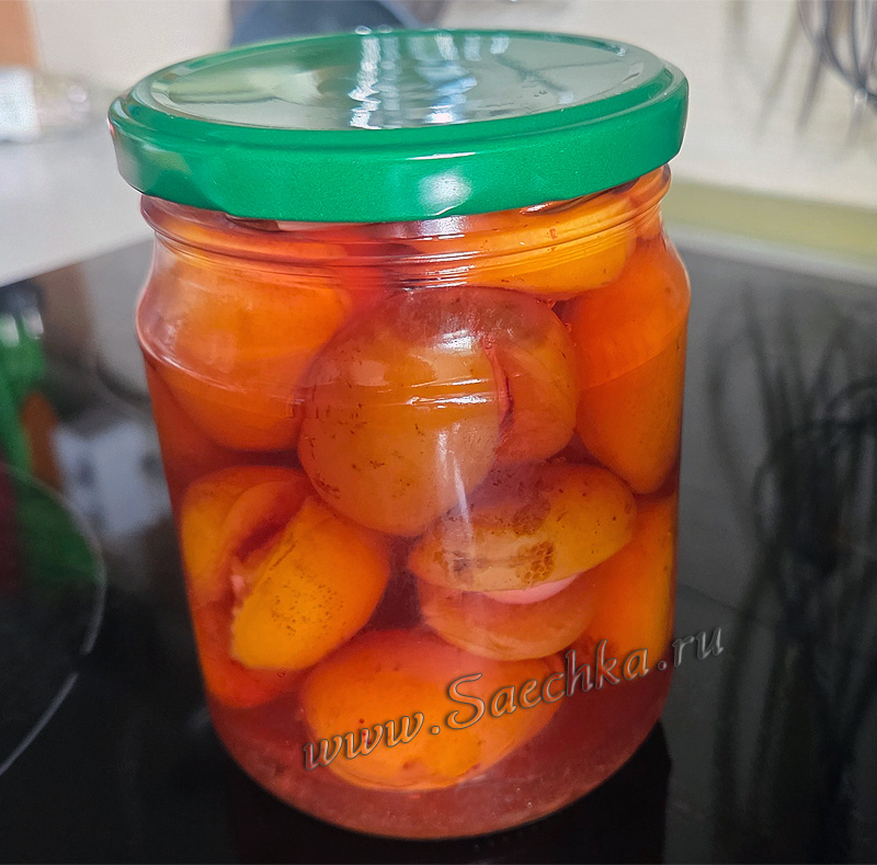 Слива, маринованная чесноком Слива, маринованная чесноком