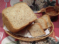 Хлеб с цельнозерновой мукой и отрубями