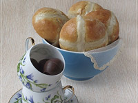 Английские пасхальные булочки (Нot cross buns)