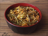 Салат из морской капусты с морковью в азиатском стиле