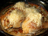 Курица под сыром